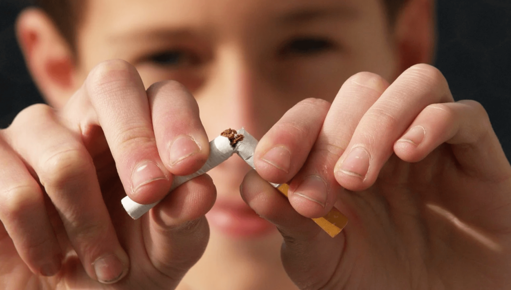 청소년 흡연이 늘어나는 이유